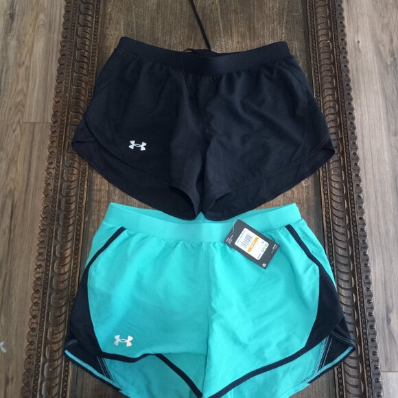Under Armour Bundle Women's XS/S - Picture 2 of 4